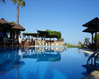 Alkyoni Beach Hotel