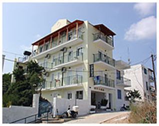 Πανσιόν Ντίνα